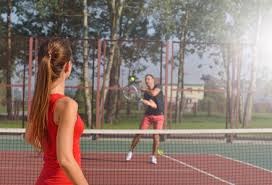 NBA半场：巴恩斯14分，马刺77-57领先鹈鹕