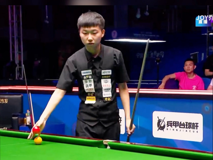 赛场大放异 赛场大放异